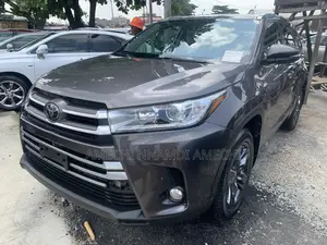 Toyota Highlander 2018 Gray