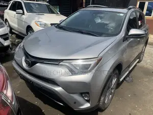 Toyota RAV4 2018 Silver
