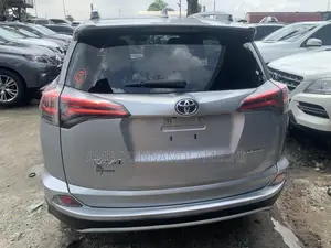 Toyota RAV4 2018 Silver