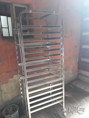 Oven Troly