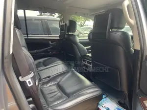 Lexus LX 570 AWD 2015 Gray