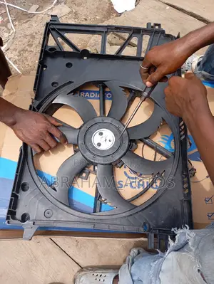 Complete Fan for Toyota Camry 2018 Available as Seen