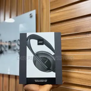 Bose Noise Canceling 700