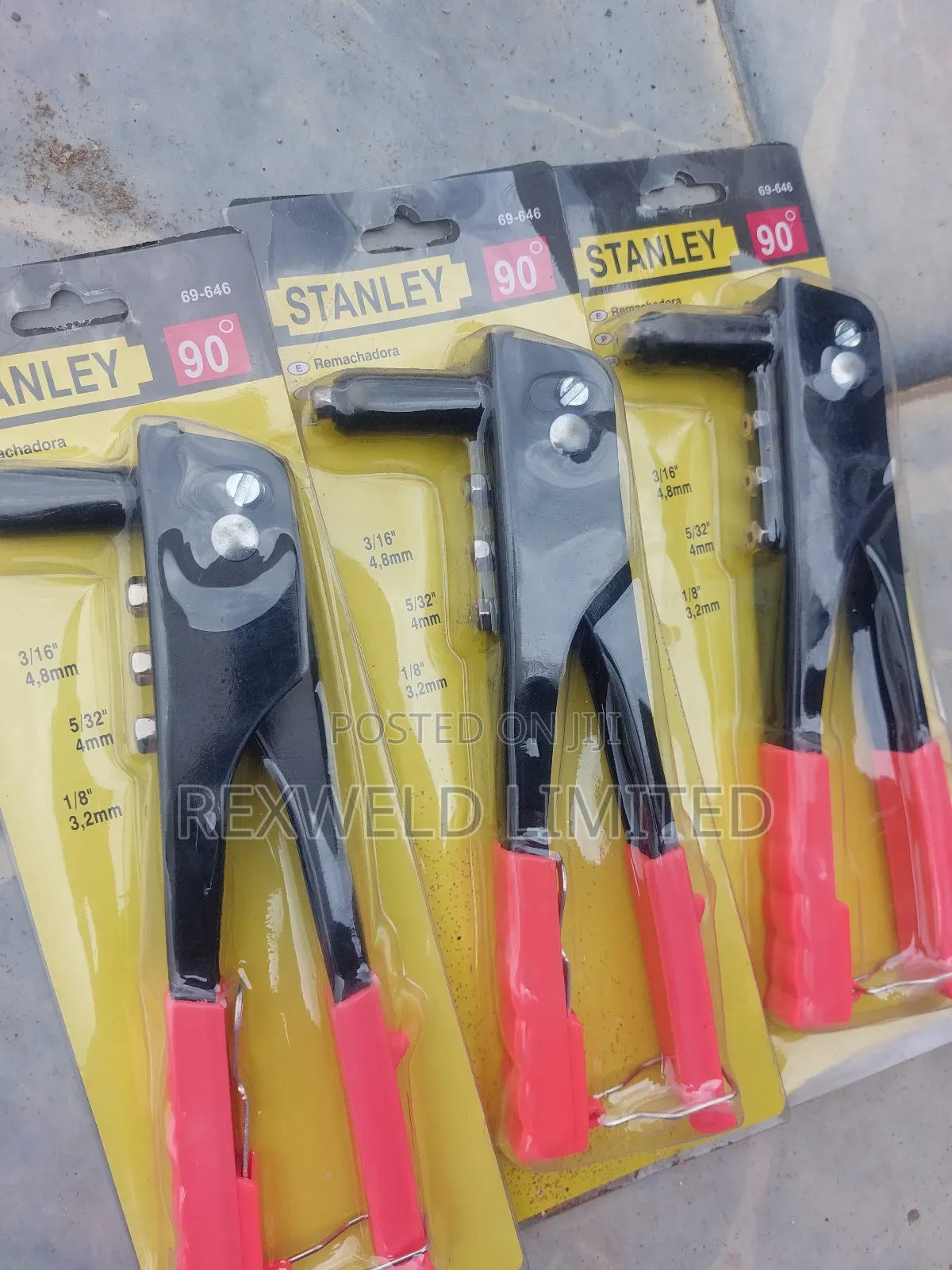 Hand Rivet Gun