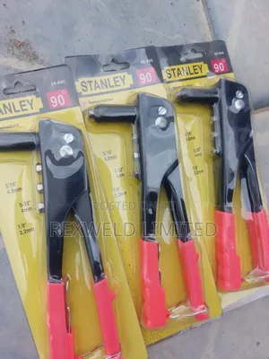 Hand Rivet Gun
