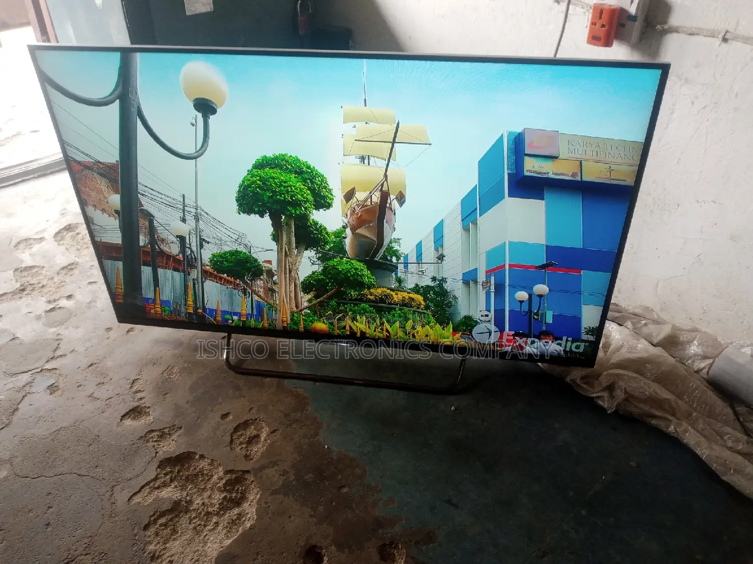 43 Inches Android