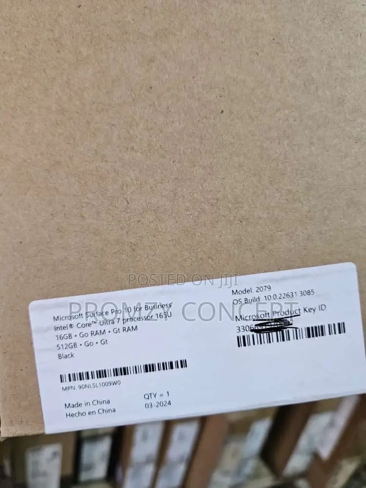 New Laptop Microsoft Surface Pro 16GB Intel Core i7 SSD 512GB