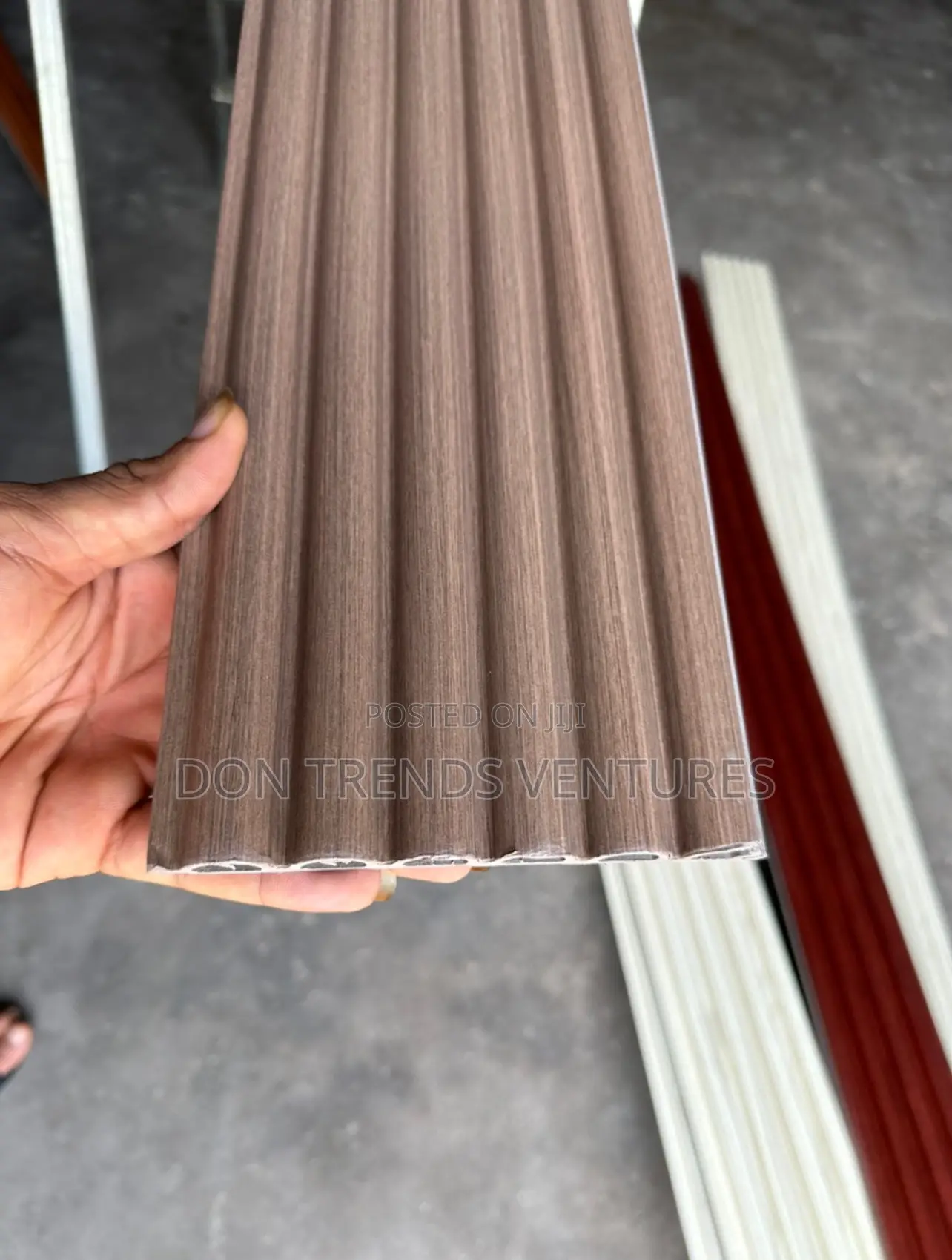 Round Fluted Panel