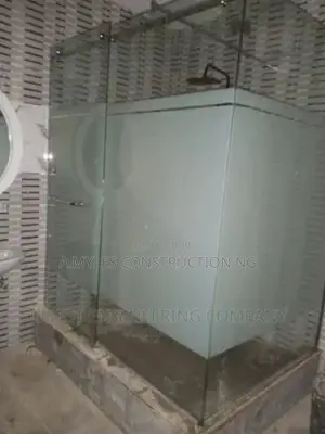 Biggy Shower Cubicles