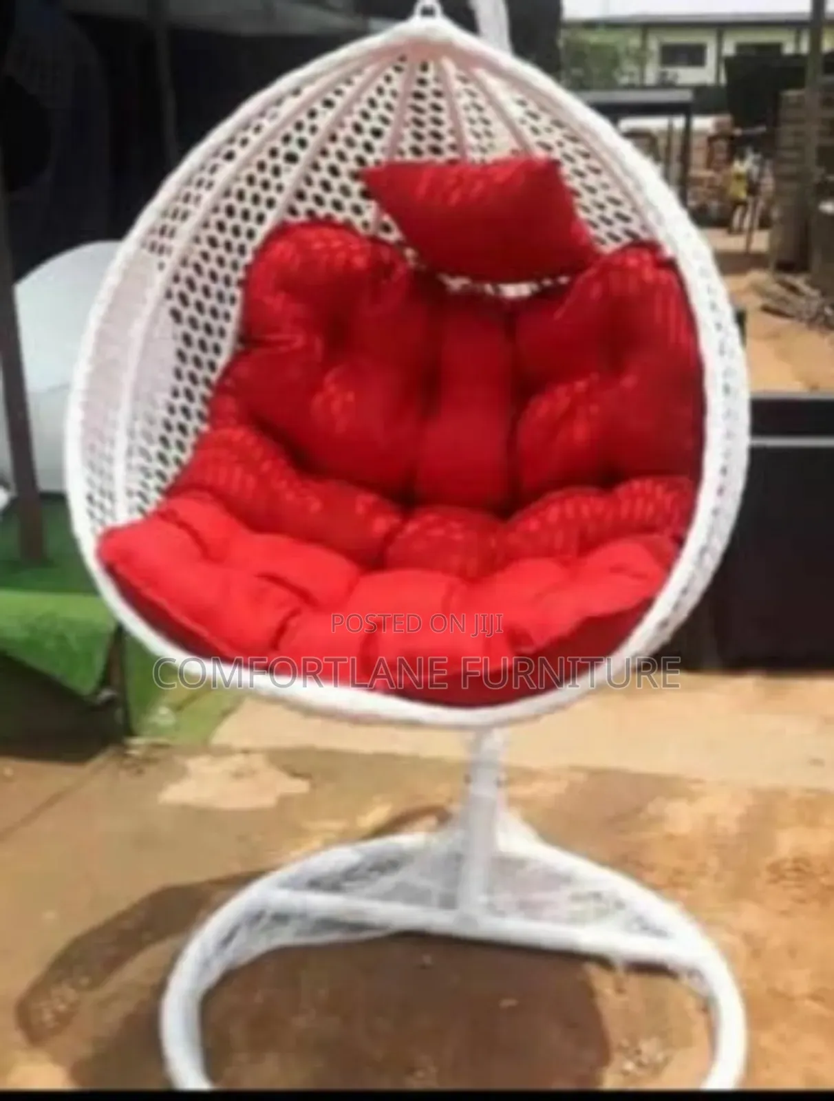 Durable and Comfortable Swing .