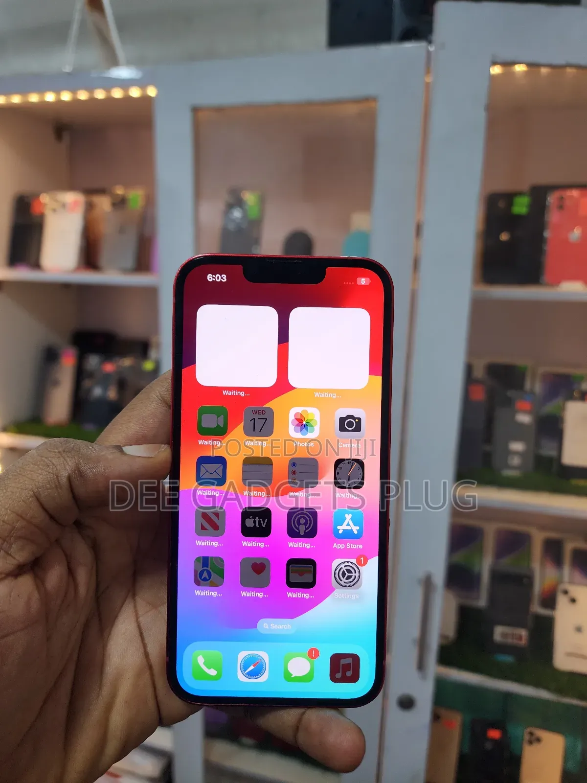 Apple iPhone 13 256 GB Red