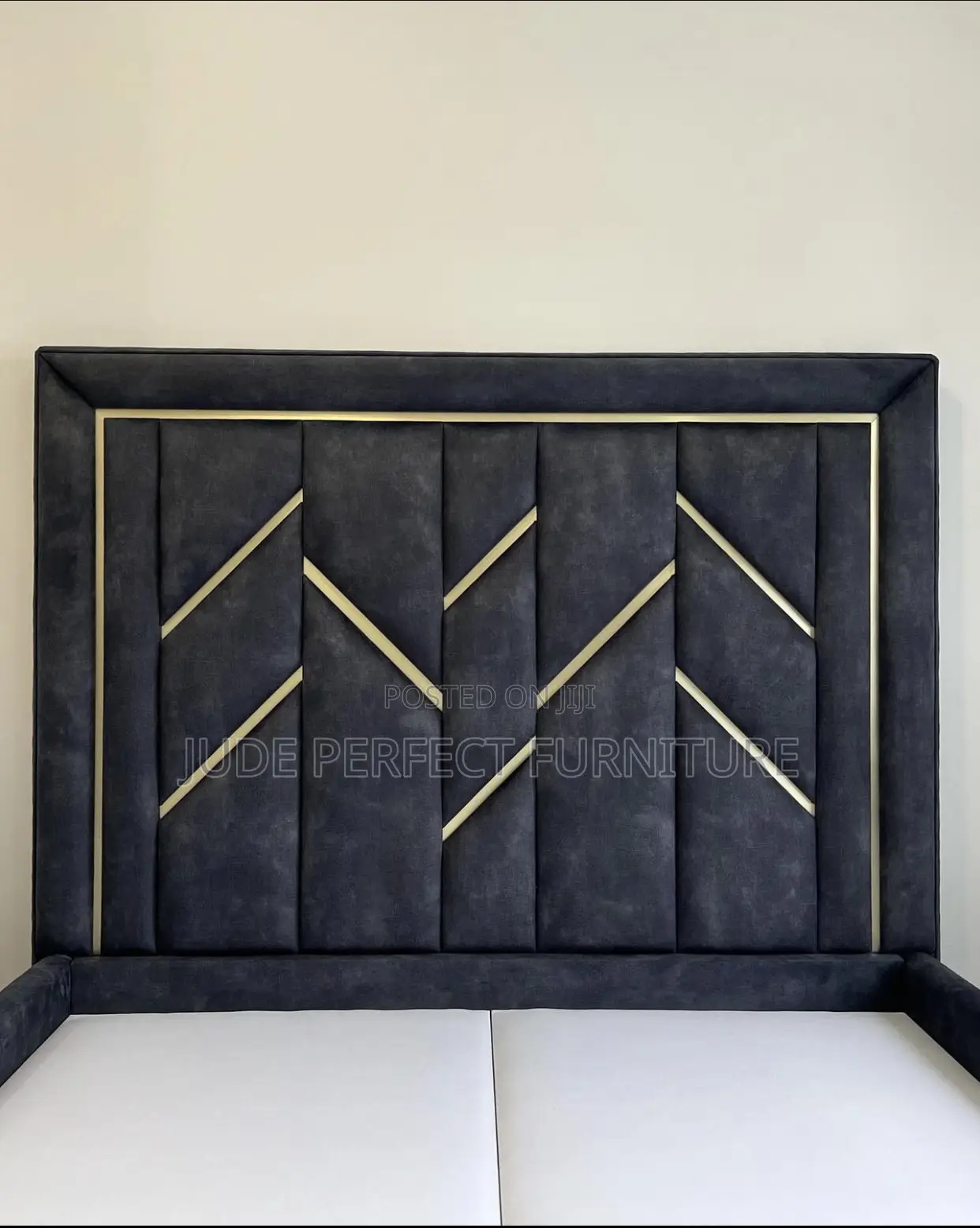 Quality 6by6 Padded Bed Frame
