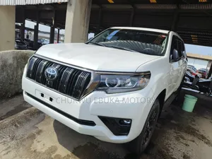 Toyota Land Cruiser Prado 2022 White