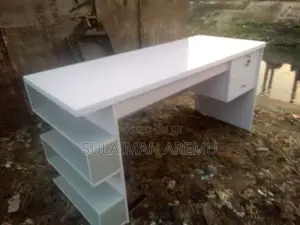 Standard Office Table 5feet