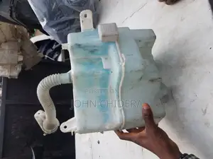Water Reservoir With Engine Toyota Highlander 2009