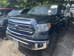 Toyota Tacoma 2018 Black