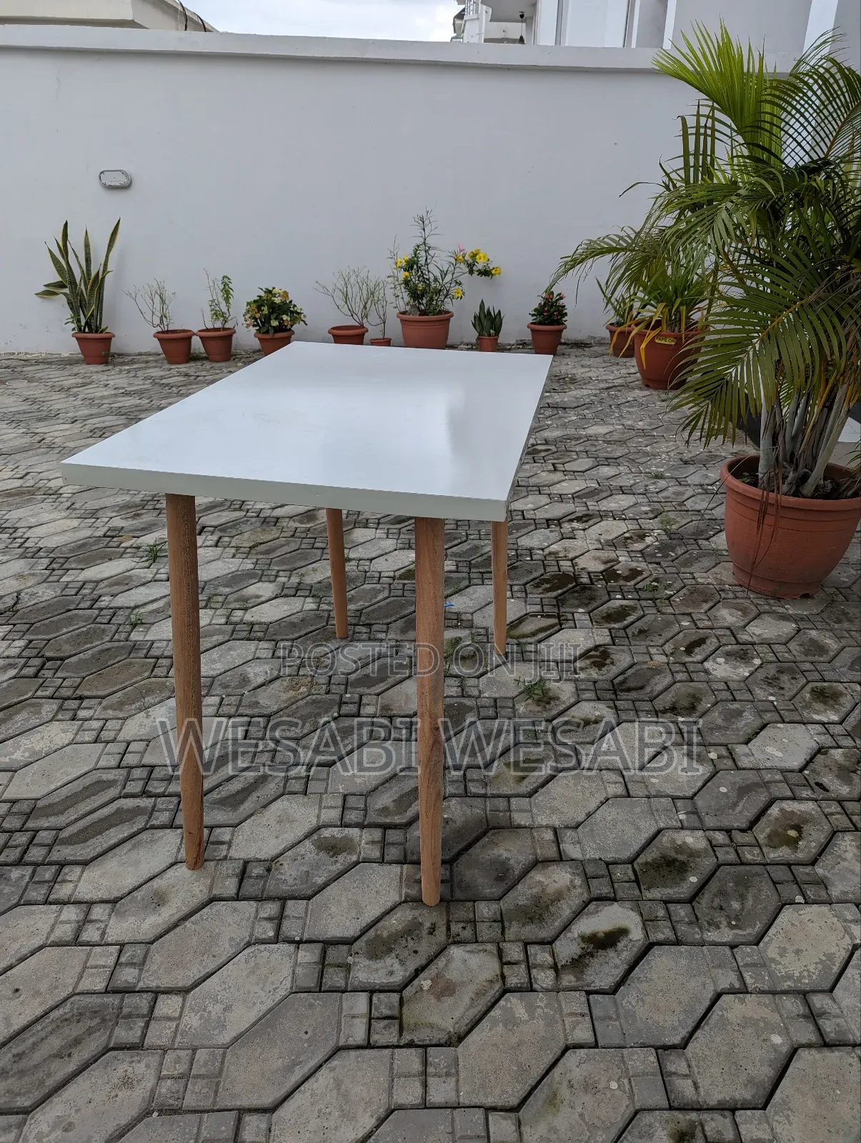 Simple Detachable Table
