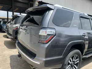 Toyota 4-Runner 2015 Gray