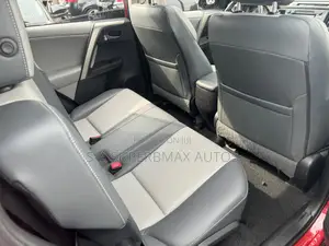 Toyota RAV4 2014 Red