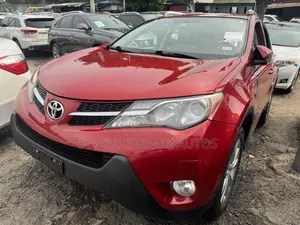 Toyota RAV4 2014 Red