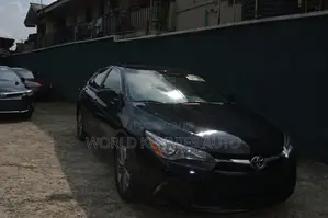 Toyota Camry 2016 Black