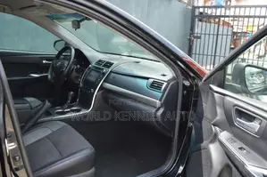 Toyota Camry SE 4dr Sedan (2.5L 4cyl 6A) 2016 Black