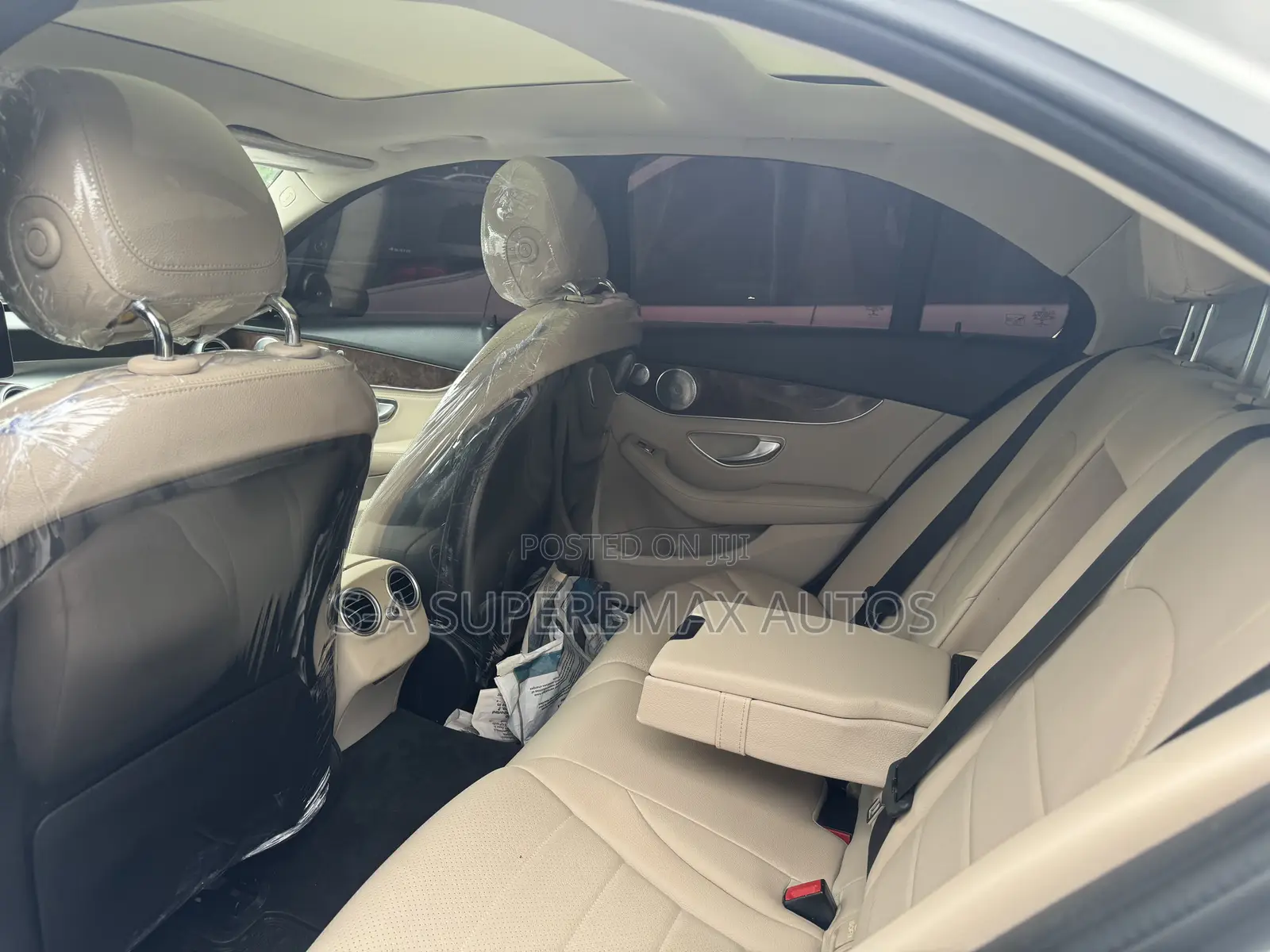Mercedes-Benz C300 2016 White