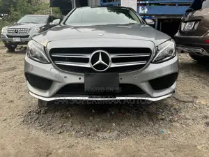 Mercedes-Benz C300 2016 Gray