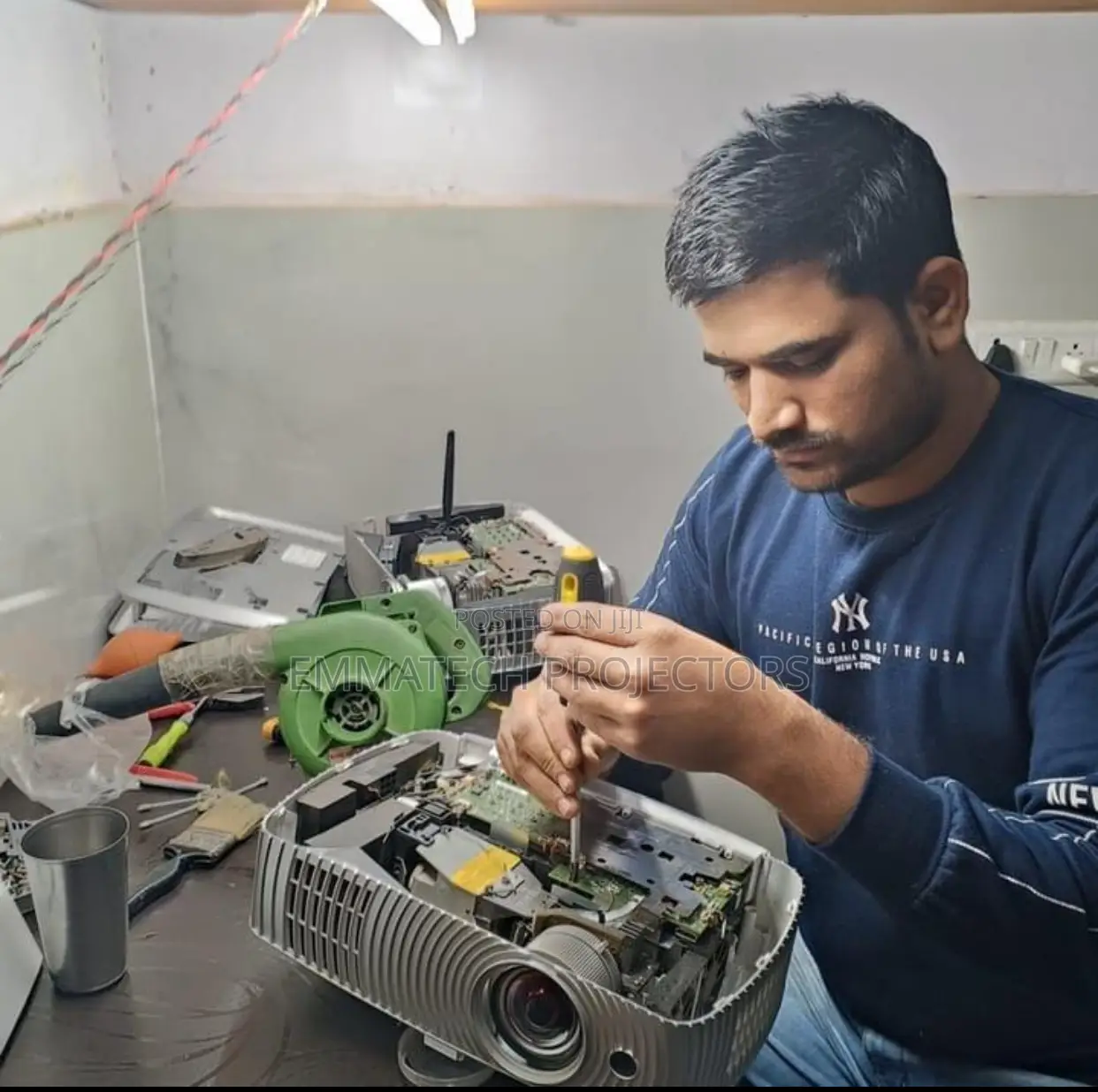 Projectors Repairs , Rentals ,Installation, Supply ,