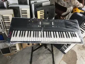 Yamaha E343 Keyboard
