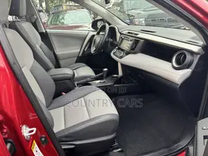 Toyota RAV4 2014 Red