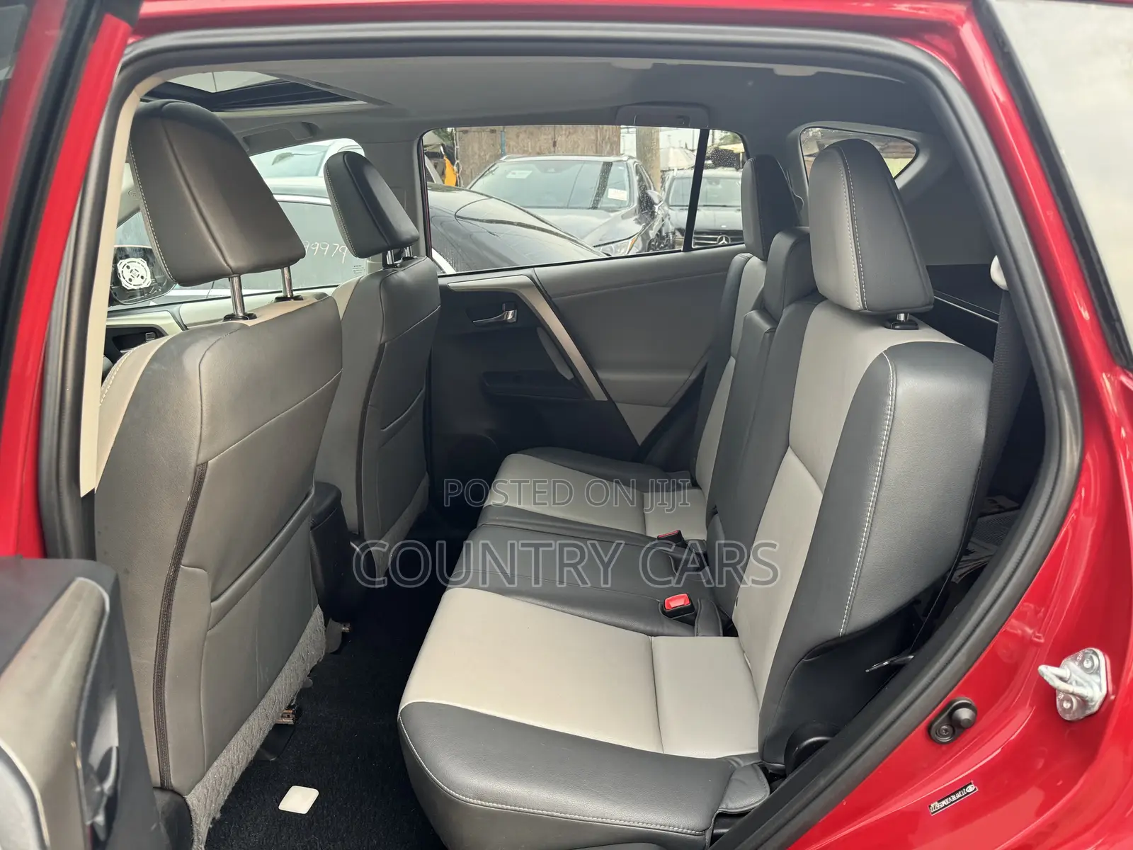 Toyota RAV4 2014 Red