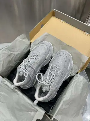 Balenciaga Triple Lace Sneakers
