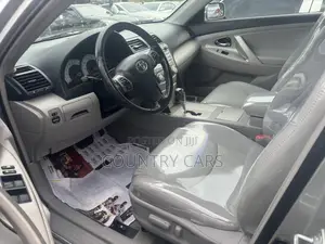 Toyota Camry 2009 Silver