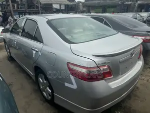 Toyota Camry 2009 Silver
