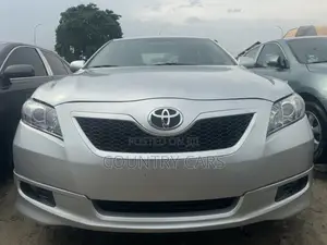 Toyota Camry 2009 Silver