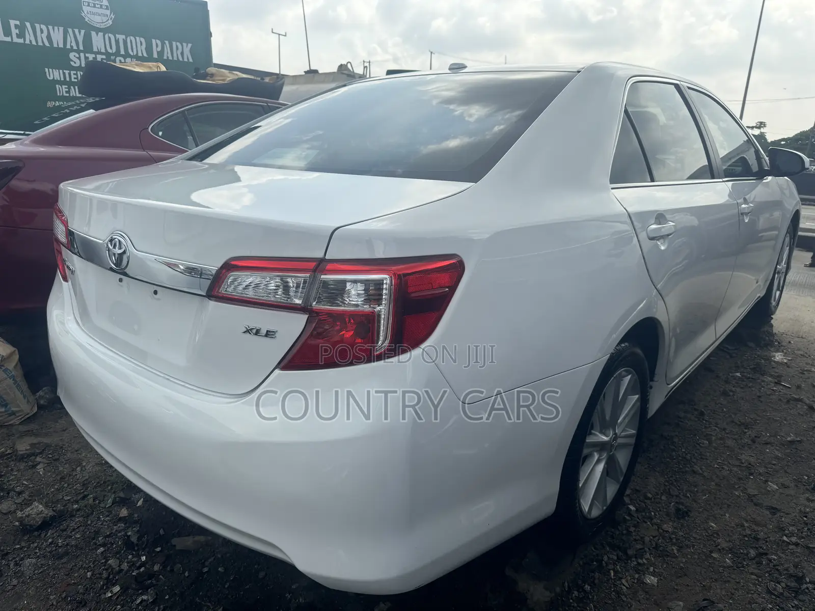 Toyota Camry 2013 Off white