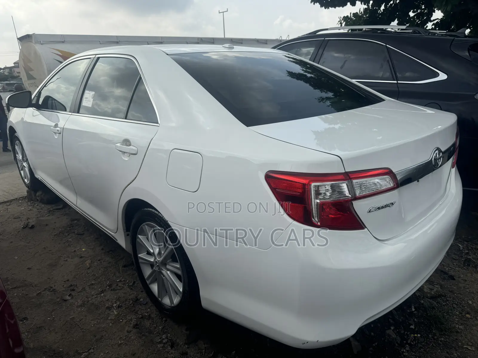 Toyota Camry 2013 Off white