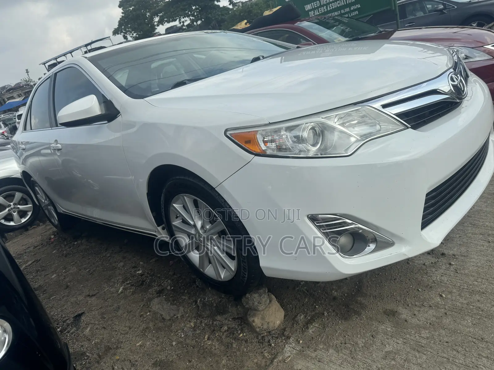 Toyota Camry 2013 Off white