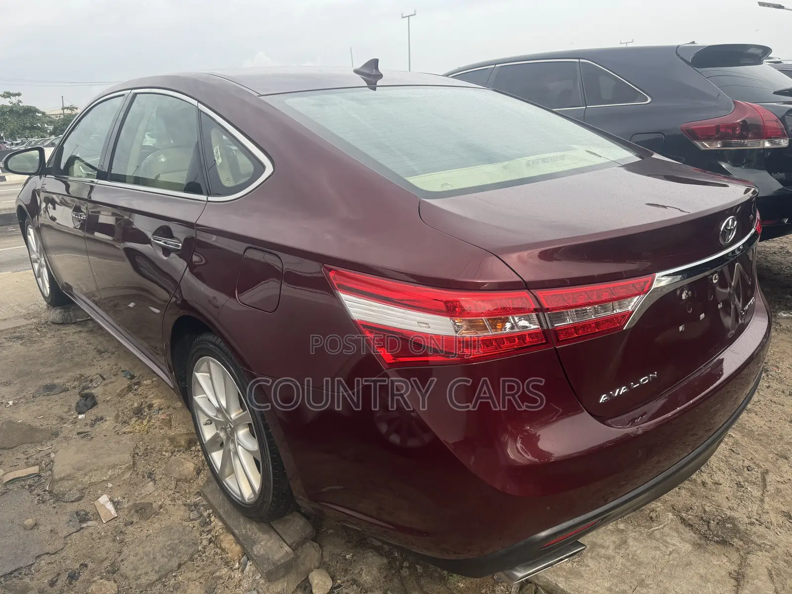 Toyota Avalon 2013 Red
