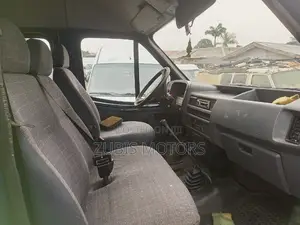Ford Transit 2000 Blue