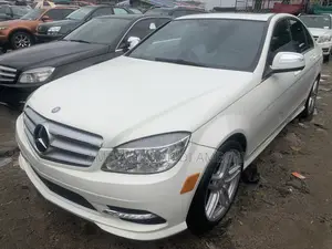 Mercedes-Benz C300 2009 White