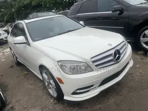 Mercedes-Benz C300 2009 White