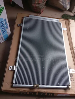 Car AC Condenser for Toyota Highlander 2008 to 2013