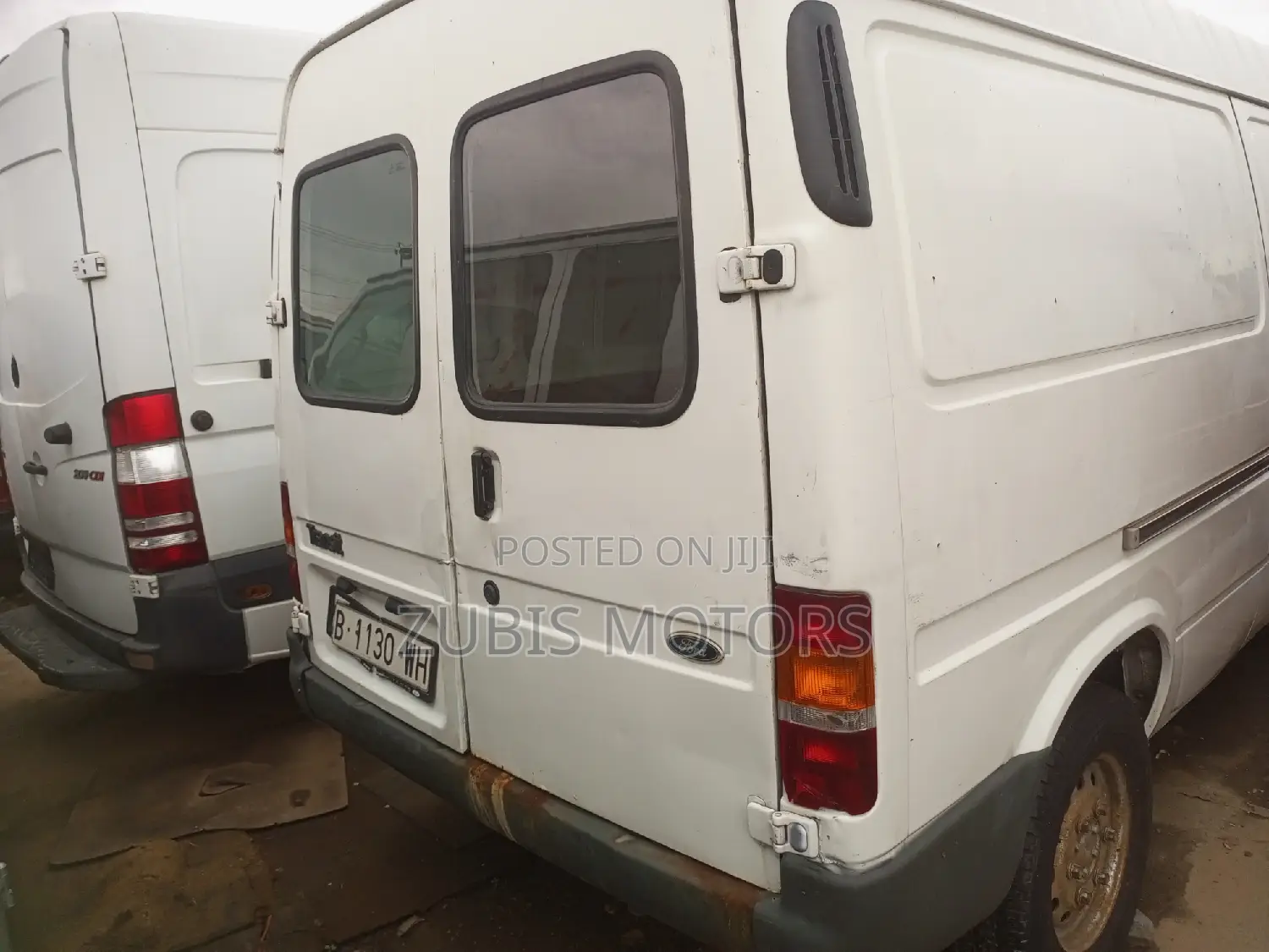 Ford Transit 2000 White