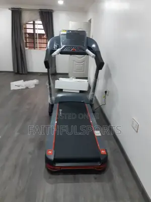 New Commercial Standard 5hp Treadmill With High Quality
