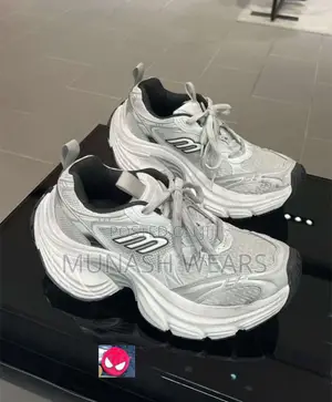 BALENCIAGA Track Runner