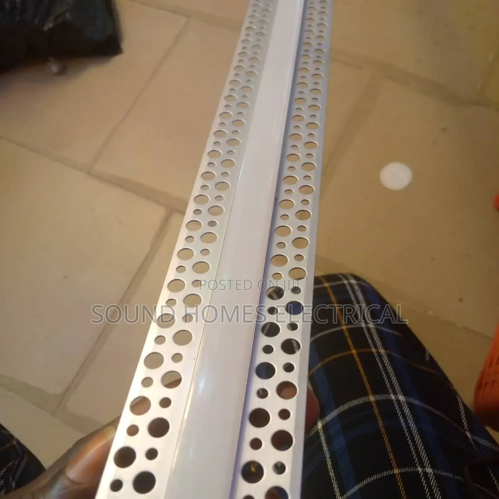 Ceiling Aluminium Profiles Fitting