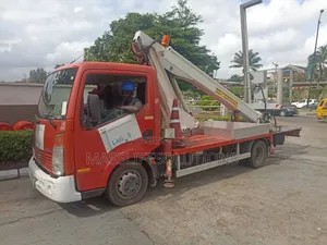 Truck Mounted Cherry Picker for Hire