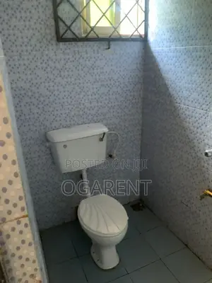 2bdrm Apartment in Peanut Road, Benin City for rent